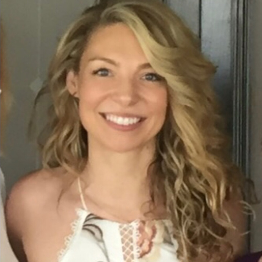 Meet your Posher, Stephanie